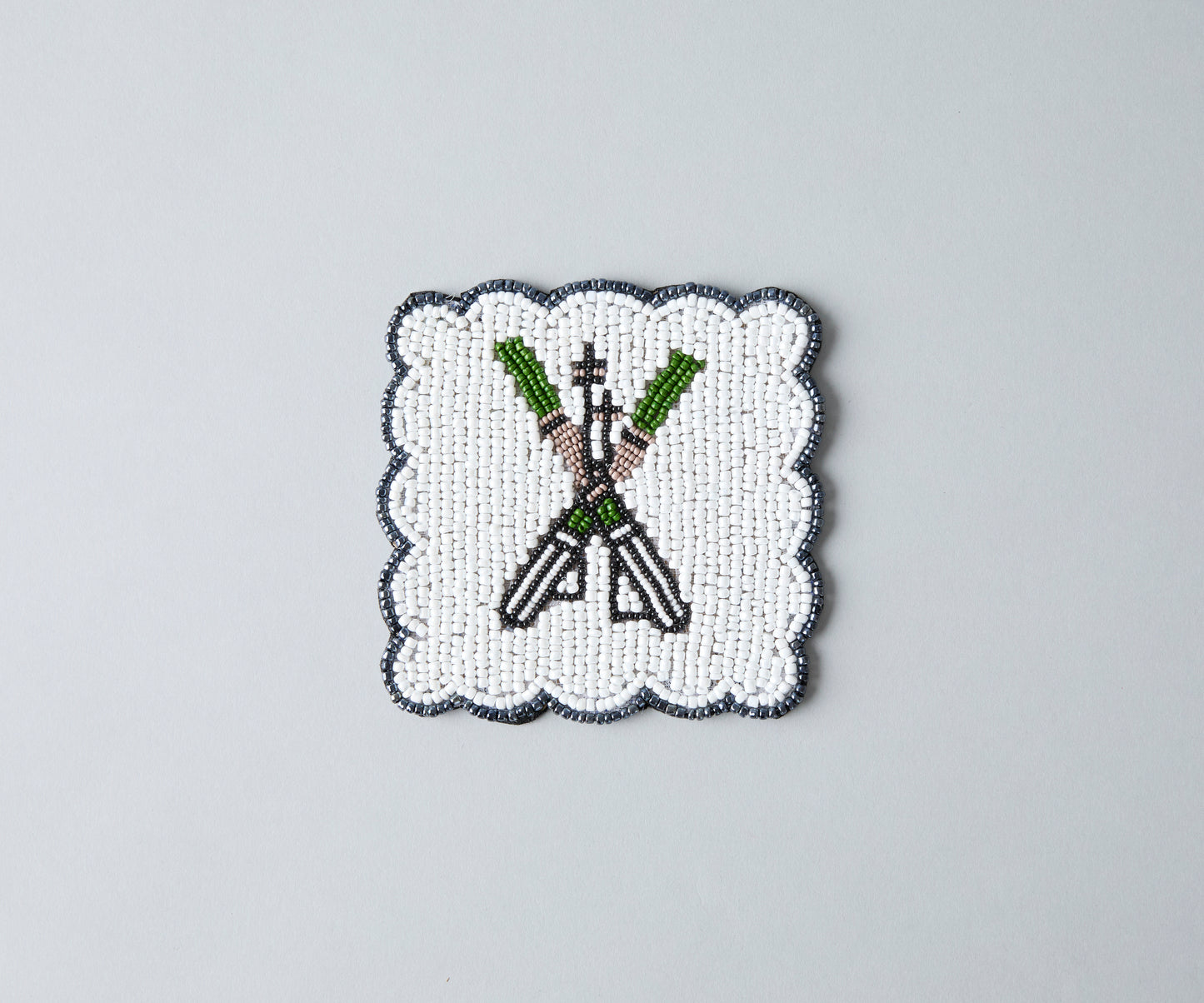 Handmade Beaded Ski Coaster with Pearls – Elegant Black, White, and Green Coaster for Tableware & Home Decor