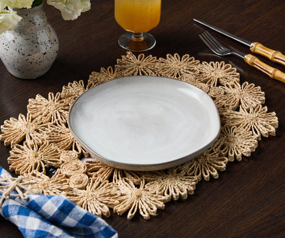 Fleur Raffia Placemat, Natural Color Flowers Woven Tabletop