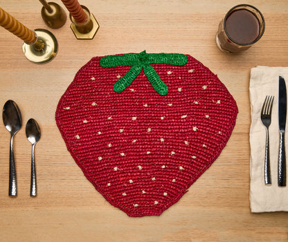 Strawberry Placemats (Set of 4) – 14” Hand-Crocheted Raffia Palm, Artisan Summer Table Decor