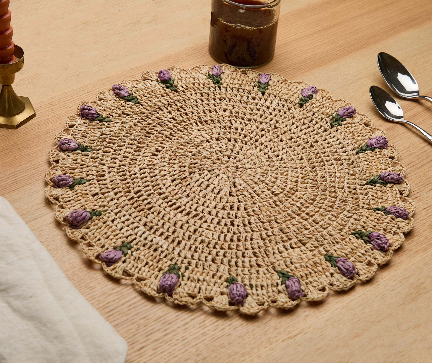 Tulip Placemats (Set of 4) – 14” Hand-Crocheted Raffia Palm, Artisan Spring Table Decor