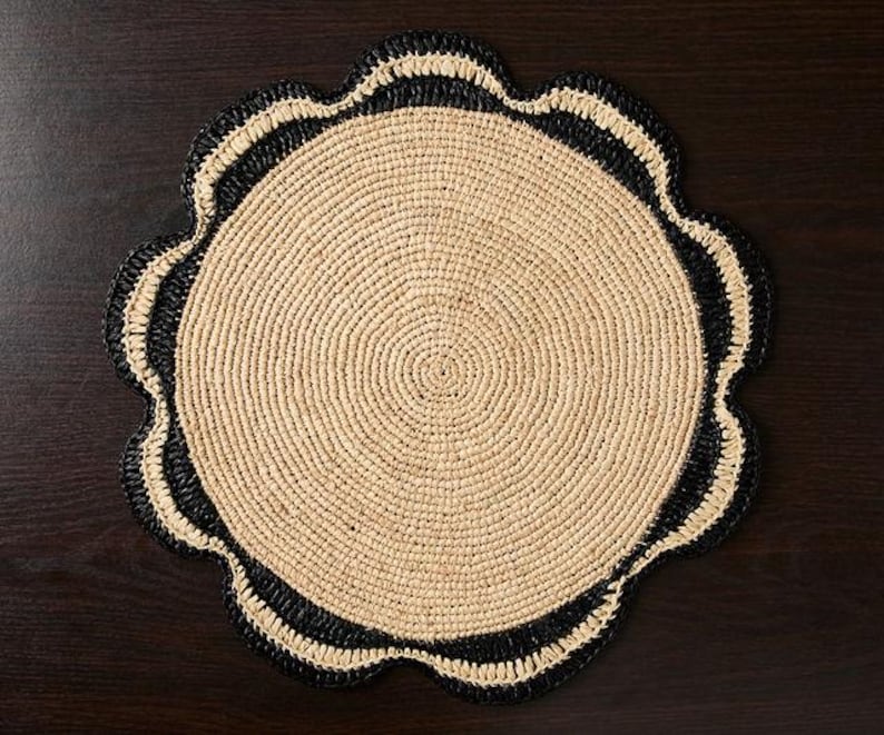 Raffia Woven Placemat - Handmade Raffia Table Mats, Eco-Friendly Natural Fiber Decor, Perfect for Garden Party & Dining Table